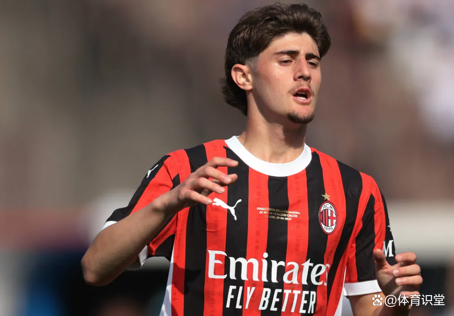 南宫电竞社区关于AC米兰转会期门线救险，志在西甲名次提升，气氛紧张，年轻球员得到机会的信息