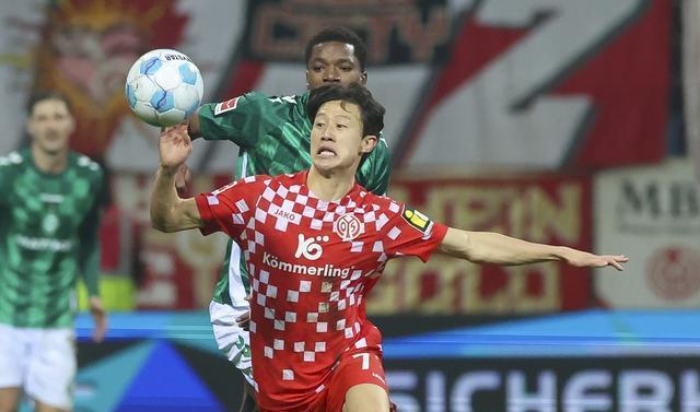 风云突变！巴塞罗那加时末段更衣室发声，德甲版图或变，震撼外界，心理建设被强调的简单介绍