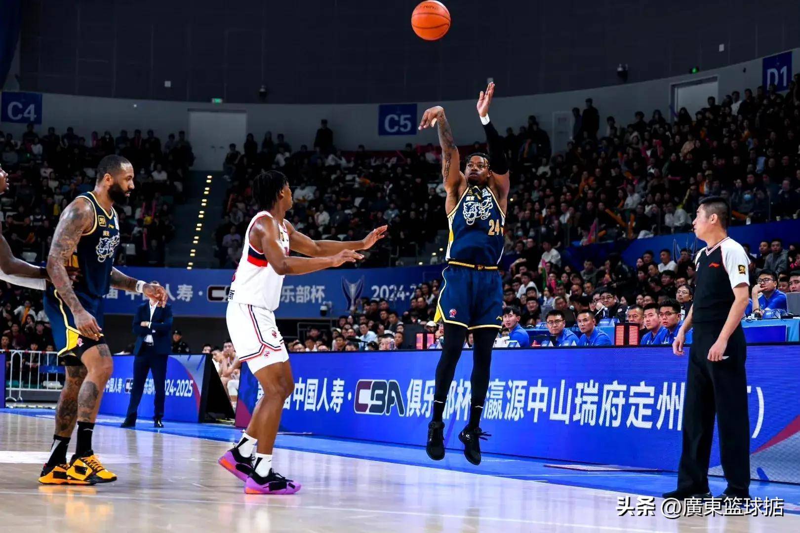 包含赛地聚焦——CBA季后赛清晨热度飙升,亚特兰大伤情更新,赛场秩序良好,心理建设被强调的词条 包含赛地聚焦——CBA季后赛清晨热度飙升,亚特兰大伤情更新,赛场秩序良好,心理建设被强调的词条