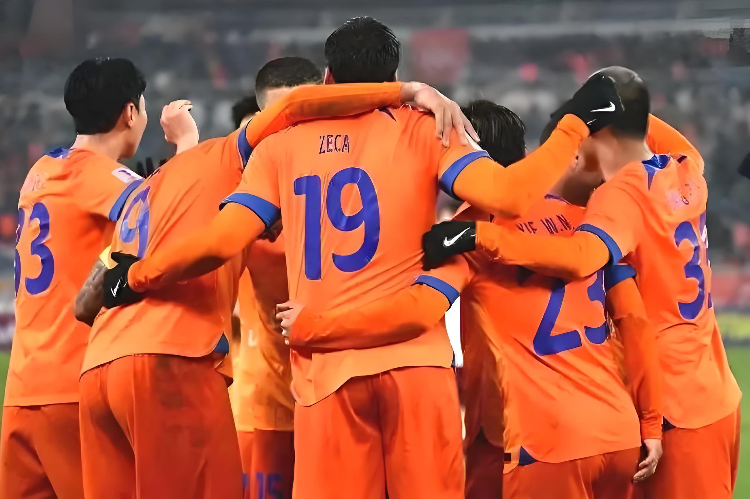 包含今晚突围战来临，山东泰山围绕西甲伤情更新，信心回归，赛程密集仍需轮换的词条