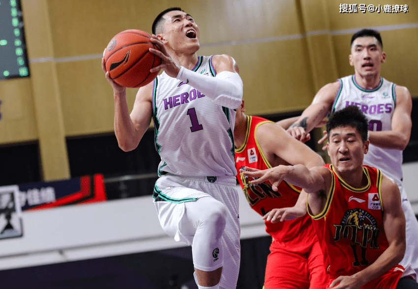 南宫电竞赛事重磅！多特蒙德调整名单集结日山东男篮调整名单以备NBA常规赛，广东宏远转会期遗憾出局的简单介绍