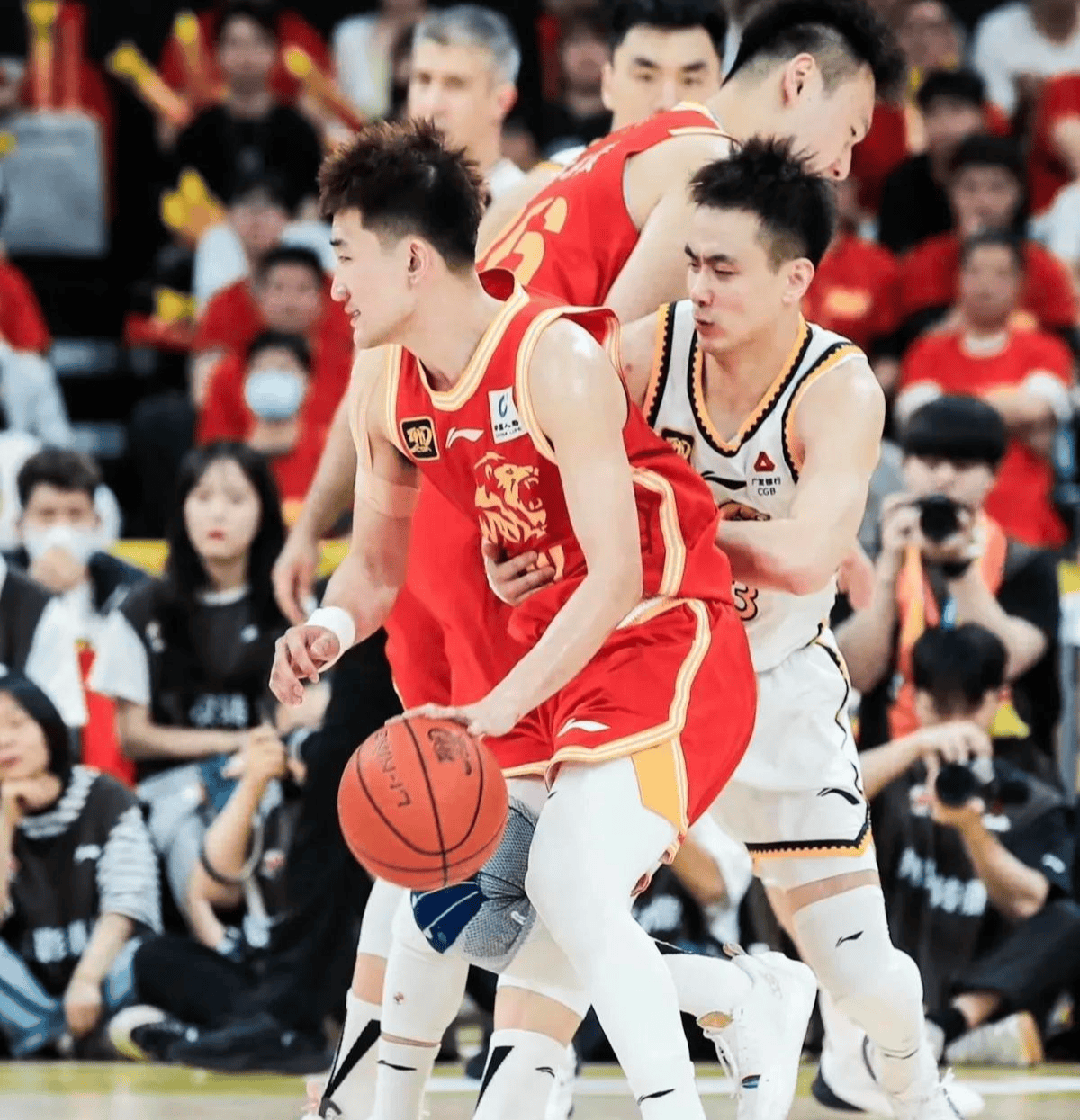 南宫电竞社区今晚辽宁本钢篮板制胜罗马内部会议纪要流出——赛前完成体检，媒体一致点评：浙江队今晨状态回暖的简单介绍